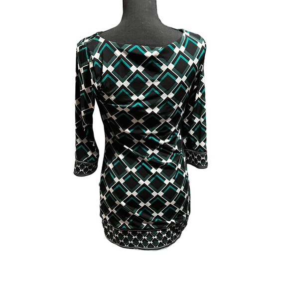 Gorgeous tunic top - Picture 2 of 2